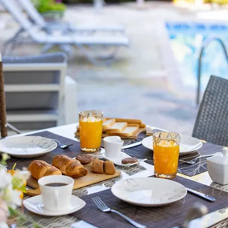 Aria Villa Lachi